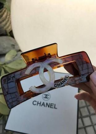 Брендовый крабик для волос