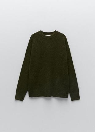 Очень теплый шерстяной свитер zara