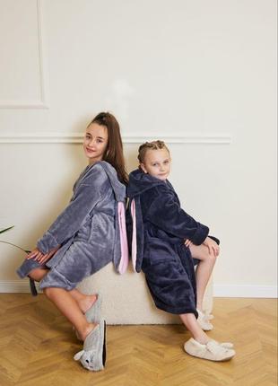 Теплий махровий халат для дівчинки зайчик з вушками від 6 до 16 років8 фото