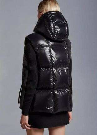 Безрукавка жилет зимний moncler10 фото