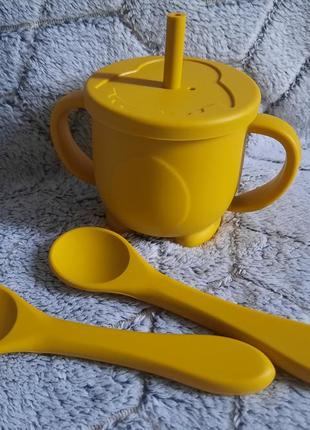 Набір дитячого посуду (чашка-поїльник, ложка та виделка)1 фото