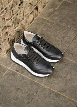 Кросівки adriani shoes