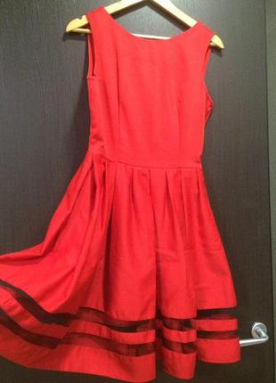 Коктейльное красное платье