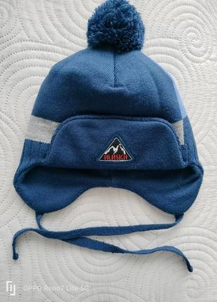 Зимова шапка на зав'язках 42 розміру