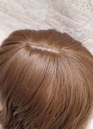 Парик под натуральный русый волос термопарик русый короткий