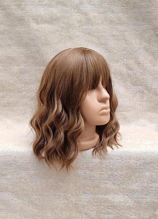Парик под натуральный русый волос термопарик русый короткий