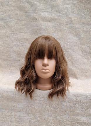 Парик под натуральный русый волос термопарик русый короткий