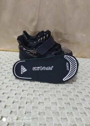 Кросівки adidas adifit4 фото