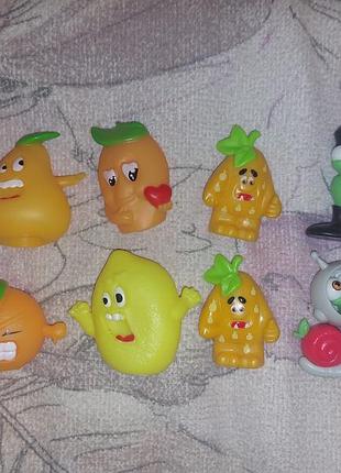 Игрушка улитки бобов