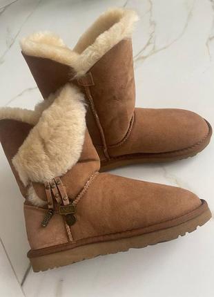 Угги в стиле ugg