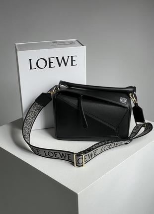 Шкіряна сумчка чорна в стилі loewe кожа черная