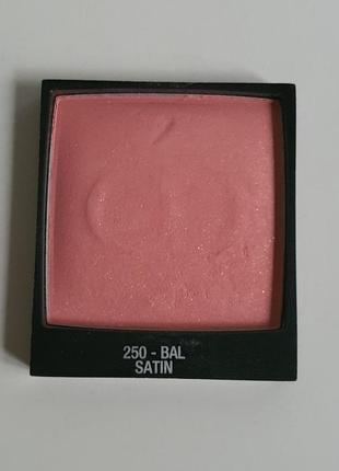 Стойкие румяна dior rouge blush1 фото