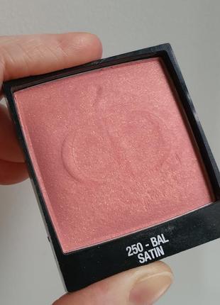 Стойкие румяна dior rouge blush2 фото