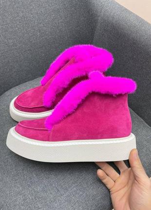 Яркие розовые фуксия замшевые ботинки с опушением из норки2 фото