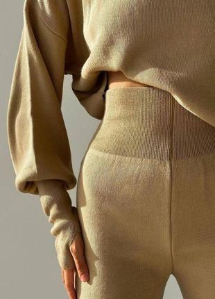 Женский стильный вязаный брючный костюм с кофтой-топом4 фото