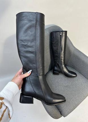 Сапоги кожаные черные замшевые,с принтом с квадратным носком на каблуке 3см демисезоны зимние3 фото