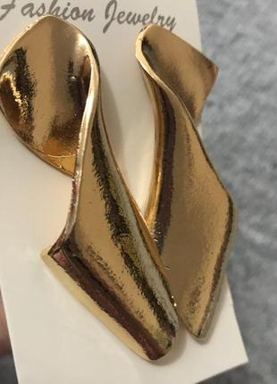 Серьги, серёжки гвоздики золотые