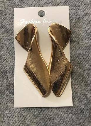 Серьги, серёжки гвоздики золотые