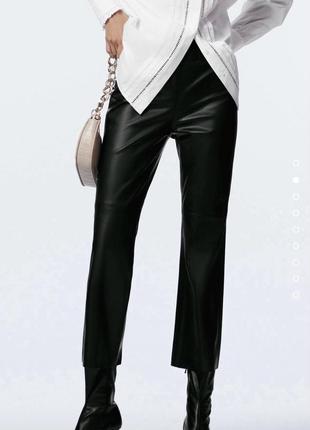 Брюки из экокожи zara