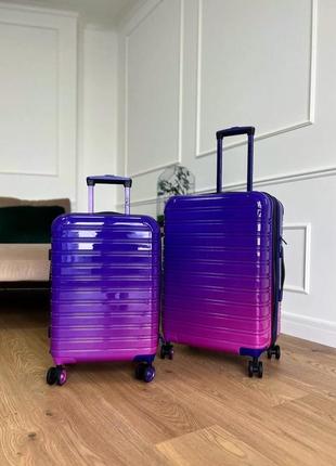 Яркий чемодан 🧳1 фото