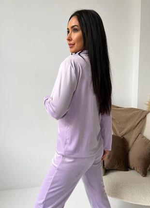 Велюровая пижама кофта на пуговицах брюки свободный комплект бежевый фиолетовый черный красный для дома для сна тепла10 фото