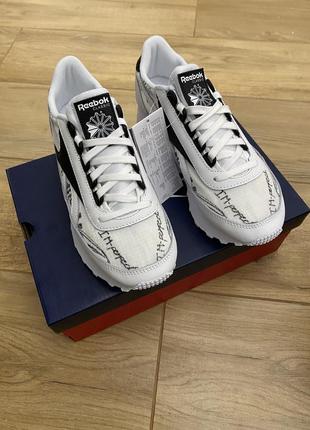 Жіночі кросівки  reebok az princess fy28173 фото