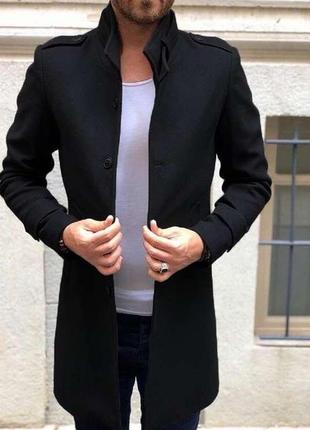 Мужское утепленное пальто из кашемира на синтепоне без капюшона , черное