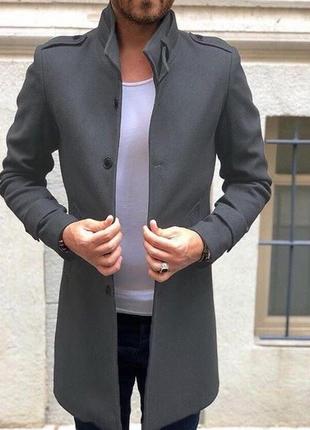 Чоловіче утеплене пальтоз кашеміру на синтепоні без капюшона , сіре1 фото
