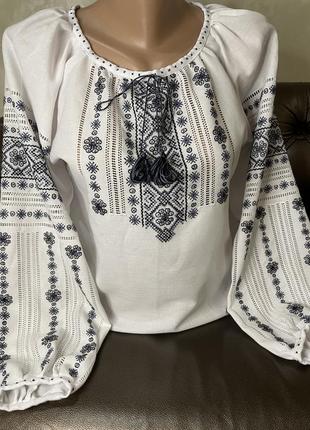 Стильна жіноча вишиванка на білому домотканому полотні ручної роботи. ж-22754 фото