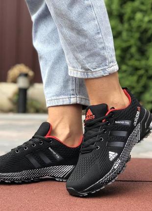 Кросівки жіночі  adidas marathon tr 26