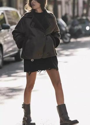 Дублянка zara коротка коричнева нова тепла шоколадна дубльонка тепла3 фото