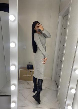 Базова сіра сукня міді3 фото