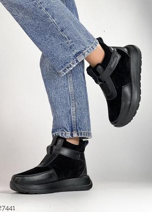 Женские зимние черные натуральные ботинки на низком ходу3 фото