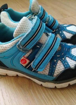 Якісні дитячі кросівки/ кросівочки