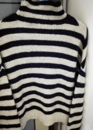 Полосатый мохеровый  свитер zara