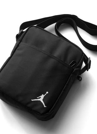 Мужская сумка мессенджер jordan черная тканевая спортивная барсетка через плечо на каждый день