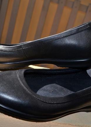 Шкіряні туфлі, балетки crocs устілка 23см 5