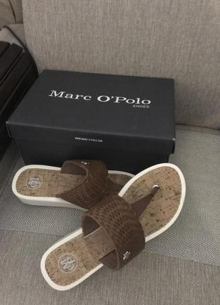 Классные кожаные  шлёпанцы ,marco o’polo