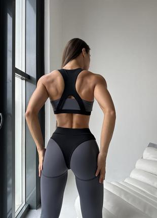 Сильвия Сент топтық секс порно