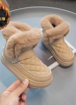 Стильные зимние ботинки для девушек