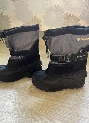 Продам дитячі зимові сапоги columbia