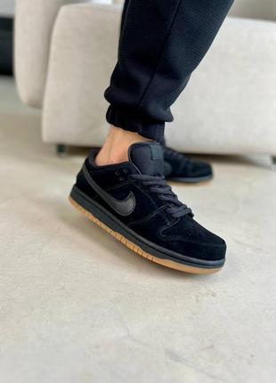 Зимние мужские кроссовки nike sb dunk low winter black fur черного цвета с мехом