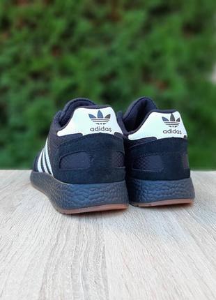 Зимові жіночі кросівки adidas iniki black white winter чорного з білим кольорів термо5 фото