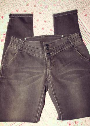 Денім катонові брюки/потертые чиносы mas fashion m