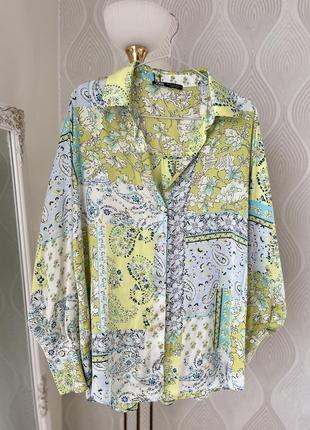 Атласная рубашка в цветочный принт от zara в размере m