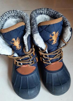 Чобітки next.