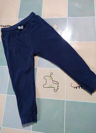 Спортивні штани не утеплені