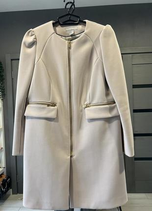 Пальто жіноче світло-сіре3 фото