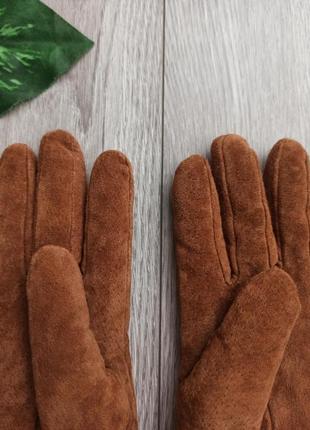 Перчатки женские isotoner натуральная замша коричневые3 фото