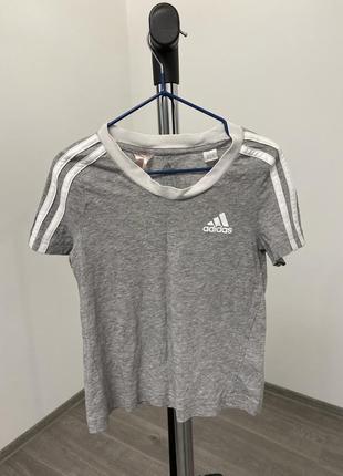 Спортивная дитяча детская футболка для спорта для бігу adidas1 фото